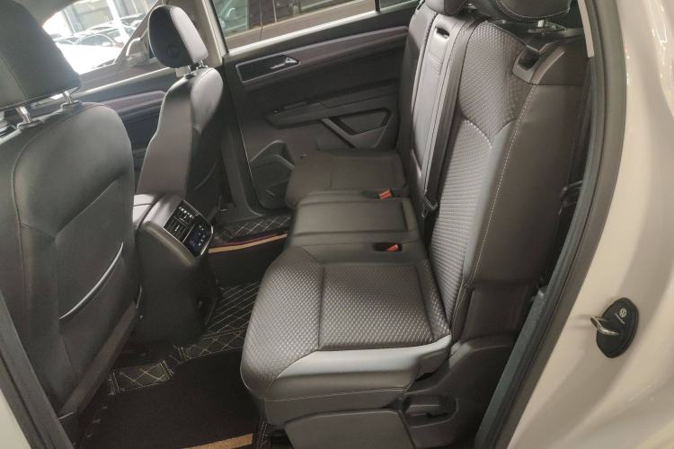 Used Volkswagen Teramont 2017 380TSI Four-Wheel Drive Comfort Edition Left Rear Seat