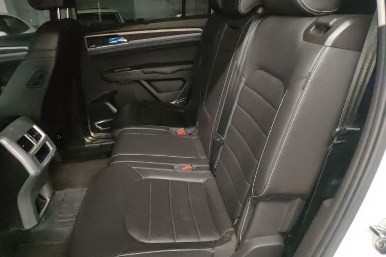 Used Volkswagen Teramont 2017 530 V6 Four-Wheel Drive Flagship Edition Left Rear Seat