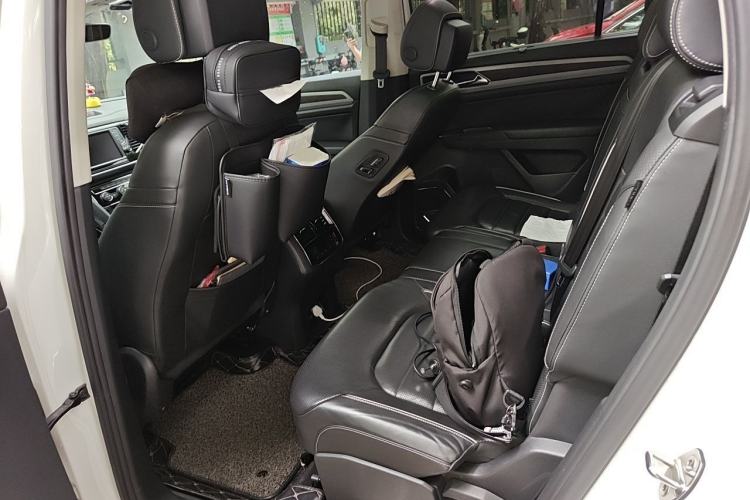 Used Volkswagen Teramont 2017 530 V6 Four-Wheel Drive Supreme Flagship Edition Left Rear Seat