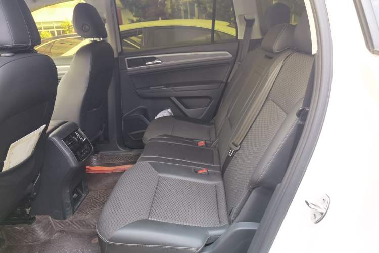 Used Volkswagen Teramont 2017 380TSI Four-Wheel Drive Comfort Edition Left Rear Seat