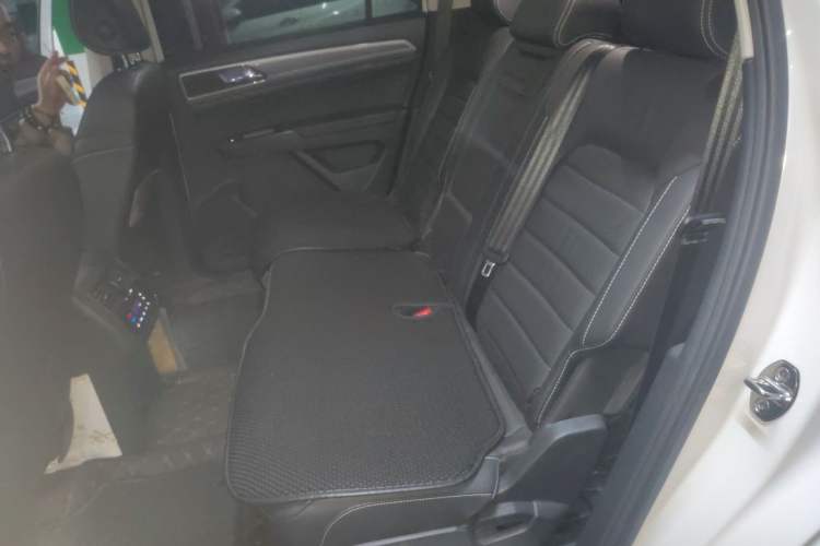 Used Volkswagen Teramont 2017 380TSI Four-Wheel Drive Luxury Edition Left Rear Seat