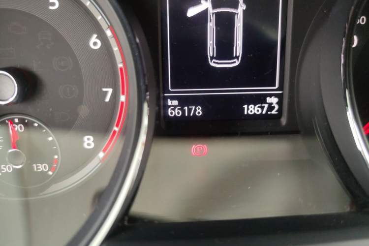 Used Volkswagen Teramont 2017 380TSI Four-Wheel Drive Luxury Edition Odometer Close Up