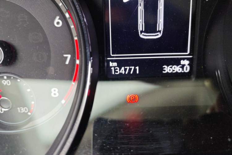 Used Volkswagen Teramont 2017 380TSI Four-Wheel Drive Luxury Edition Odometer Close Up