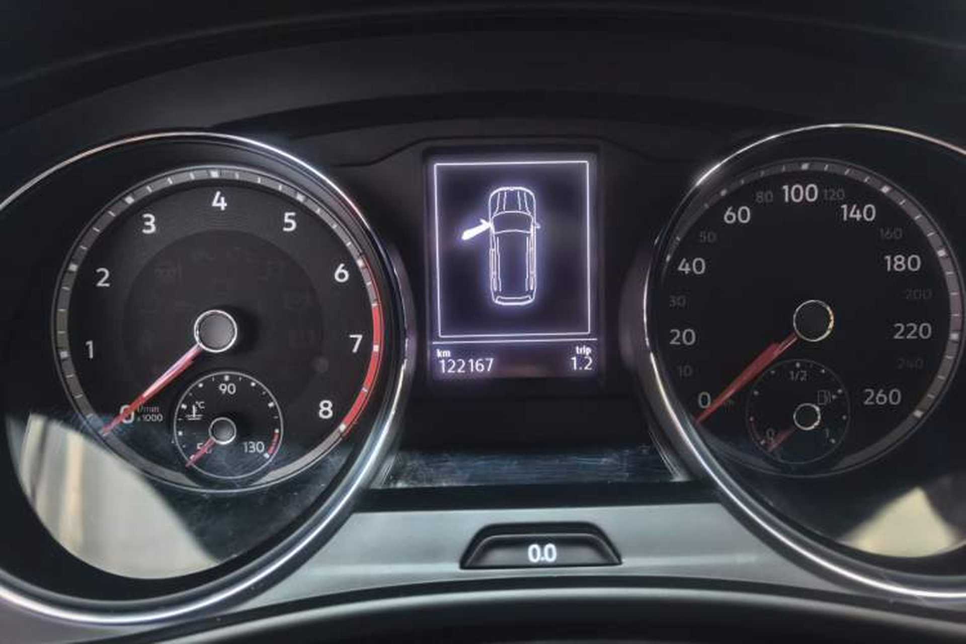 Used Volkswagen Teramont 2017 330TSI Two-Wheel-Drive Luxury Edition Odometer Close Up