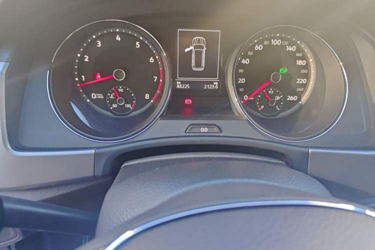 Used Volkswagen Teramont 2017 330TSI Two-Wheel-Drive Luxury Edition Odometer Close Up