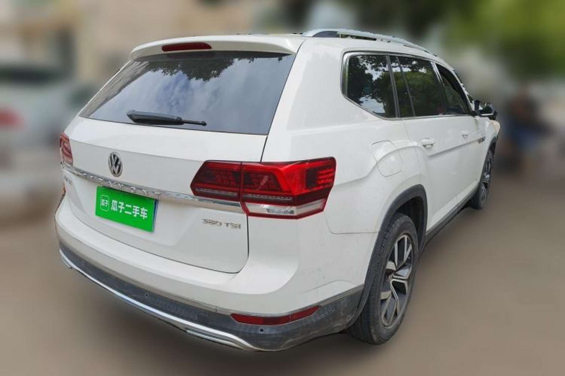 Used Volkswagen Teramont 2017 380TSI Four-Wheel Drive Luxury Edition Rear Right 45 Deg