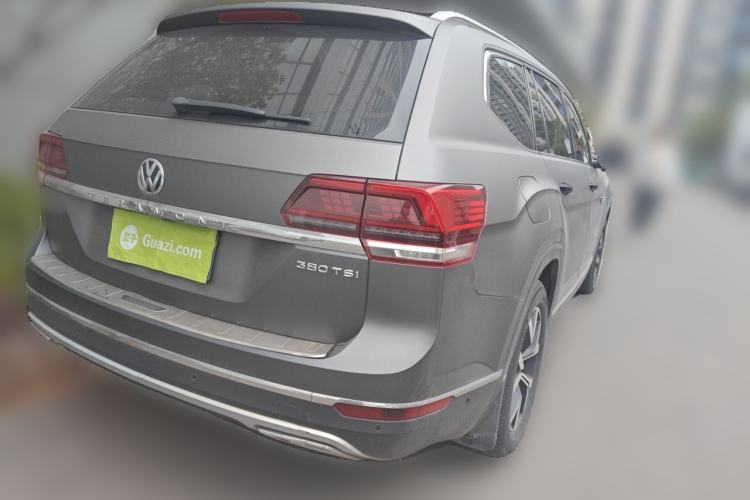 Used Volkswagen Teramont 2017 380TSI Four-Wheel Drive Luxury Edition Rear Right 45 Deg