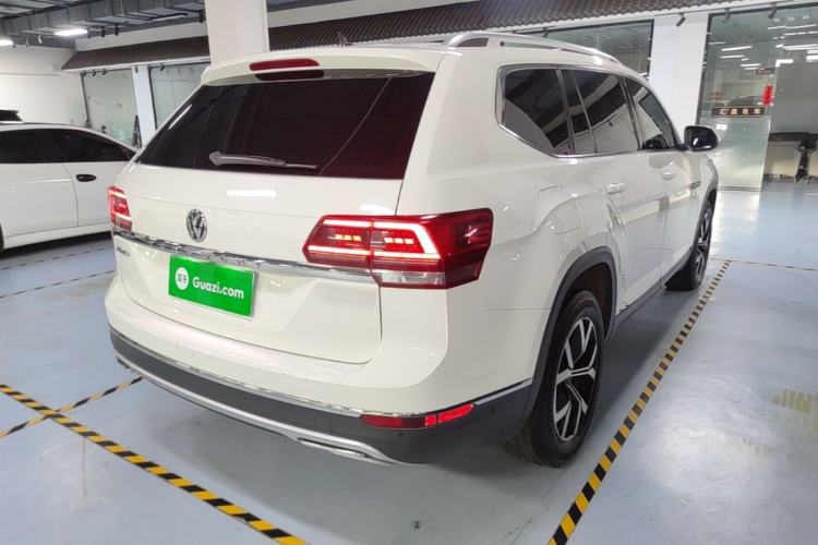 Used Volkswagen Teramont 2017 380TSI Four-Wheel Drive Luxury Edition Rear Right 45 Deg