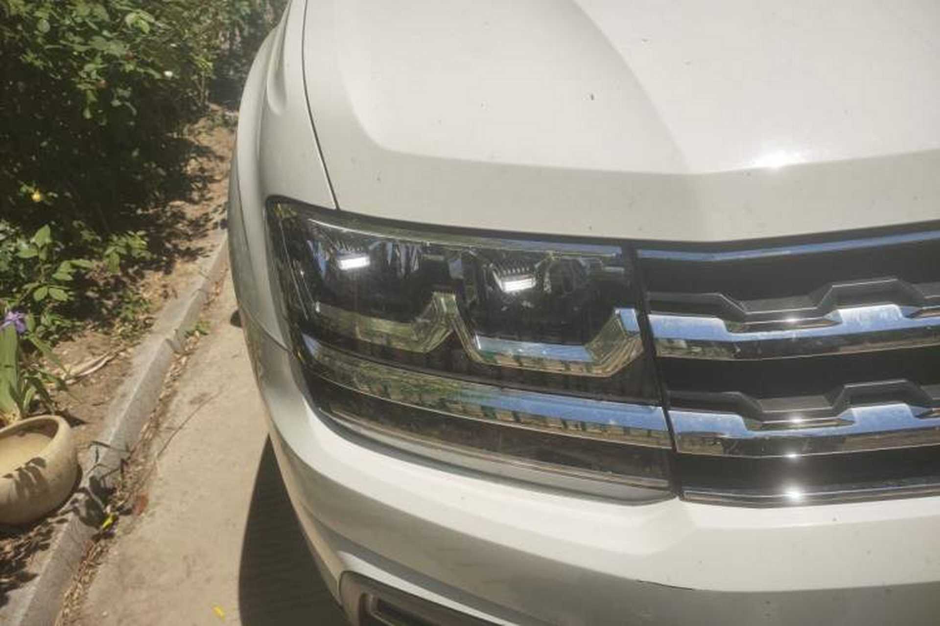 Used Volkswagen Teramont 2017 380TSI Four-Wheel Drive Luxury Edition Right Front Headlight