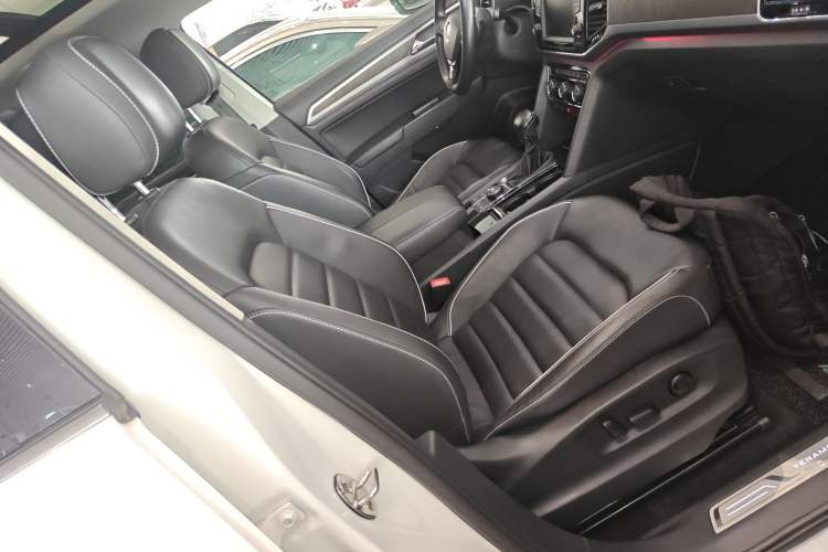 Used Volkswagen Teramont 2017 530 V6 Four-Wheel Drive Supreme Flagship Edition Right Front Seat