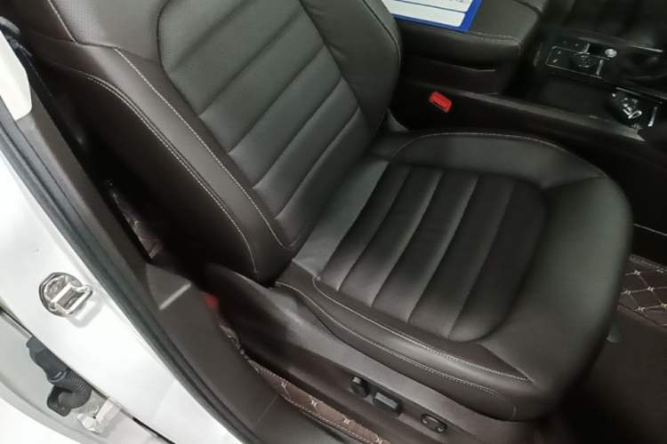 Used Volkswagen Teramont 2017 380TSI Four-Wheel Drive Luxury Edition Right Front Seat