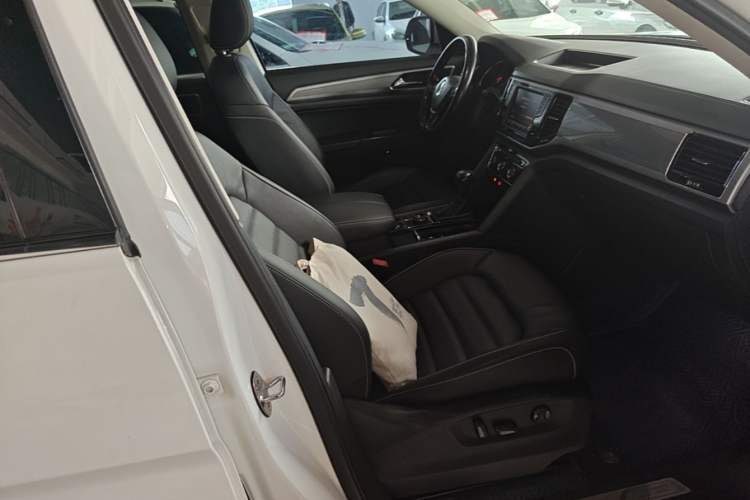 Used Volkswagen Teramont 2017 380TSI Four-Wheel Drive Luxury Edition Right Front Seat