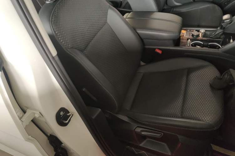 Used Volkswagen Teramont 2017 380TSI Four-Wheel Drive Comfort Edition Right Front Seat