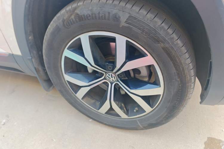 Used Volkswagen Teramont 2017 380TSI Four-Wheel Drive Luxury Edition Right Front Wheel Hub