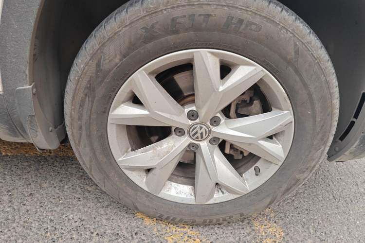 Used Volkswagen Teramont 2017 380TSI Four-Wheel Drive Comfort Edition Right Front Wheel Hub