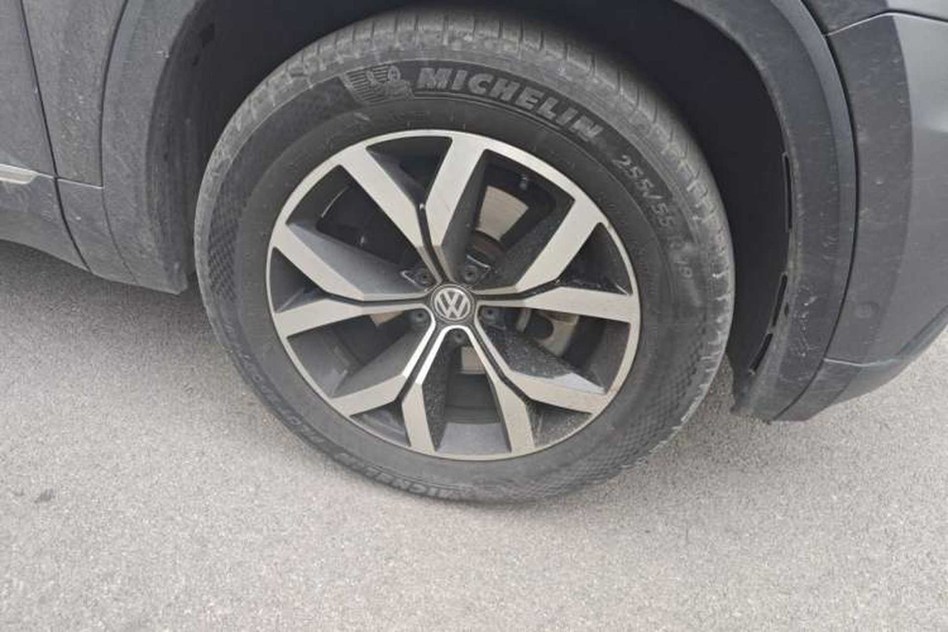 Used Volkswagen Teramont 2017 380TSI Four-Wheel Drive Luxury Edition Right Front Wheel Hub