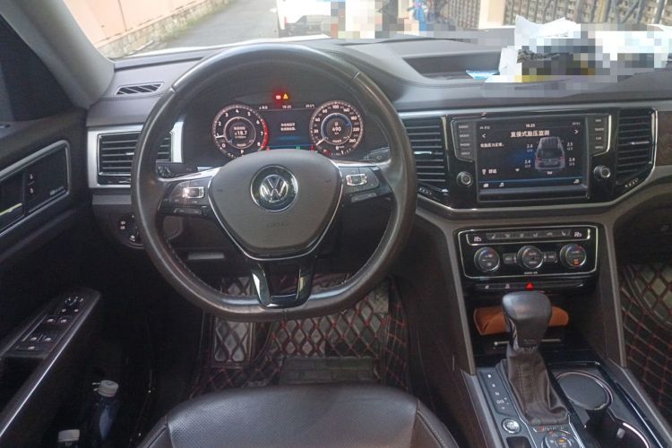 Used Volkswagen Teramont 2017 530 V6 Four-Wheel Drive Flagship Edition Steering Wheel