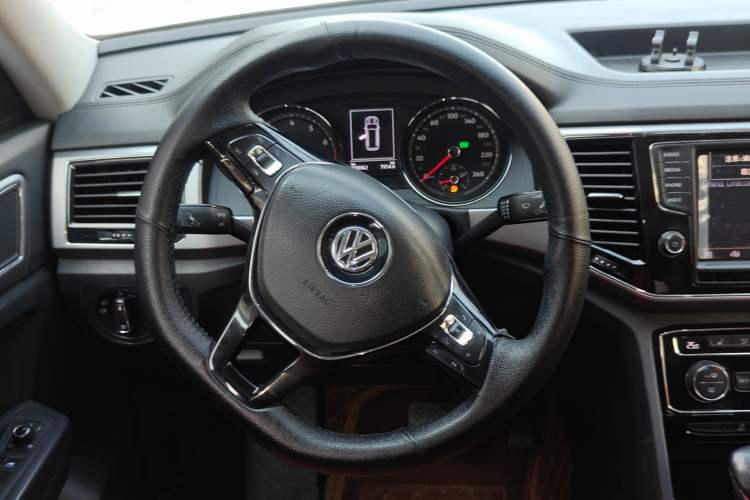 Used Volkswagen Teramont 2017 380TSI Four-Wheel Drive Luxury Edition Steering Wheel