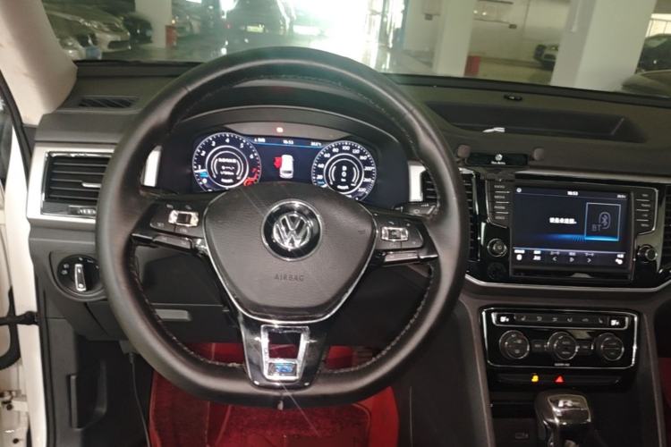 Used Volkswagen Teramont 2017 330TSI Two-Wheel-Drive Luxury Edition Steering Wheel