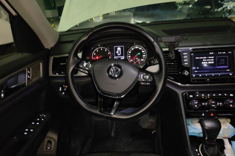 Used Volkswagen Teramont 2017 330TSI Two-Wheel-Drive Luxury Edition Steering Wheel