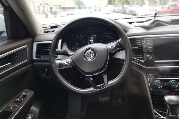 Used Volkswagen Teramont 2017 330TSI Two-Wheel-Drive Luxury Edition Steering Wheel