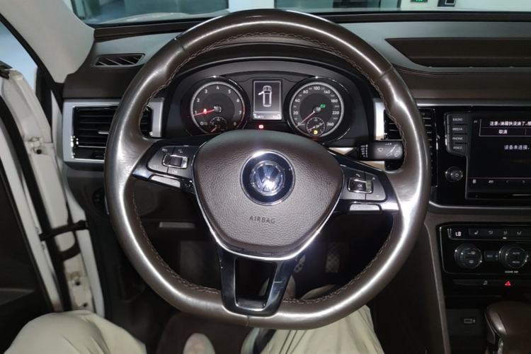 Used Volkswagen Teramont 2017 380TSI Four-Wheel Drive Luxury Edition Steering Wheel