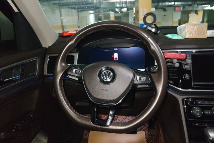 Used Volkswagen Teramont 2017 380TSI Four-Wheel Drive Flagship Edition Steering Wheel
