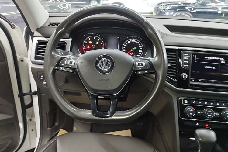 Used Volkswagen Teramont 2017 380TSI Four-Wheel Drive Luxury Edition Steering Wheel