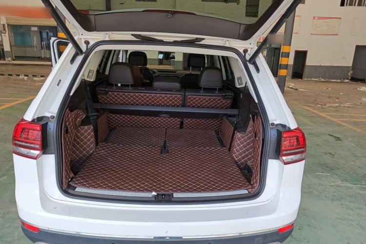 Used Volkswagen Teramont 2017 330TSI Two-Wheel-Drive Flagship Edition Trunk