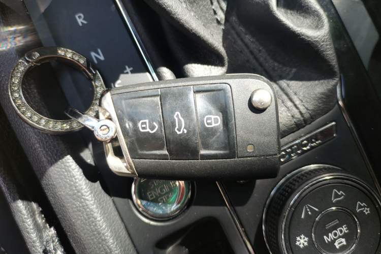 Used Volkswagen Teramont 2017 380TSI Four-Wheel Drive Luxury Edition Vehicle Key