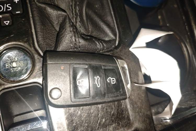 Used Volkswagen Teramont 2017 330TSI Two-Wheel-Drive Luxury Edition Vehicle Key
