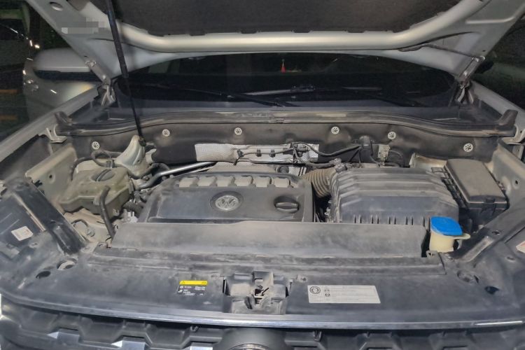 Used Volkswagen Teramont 2017 530 V6 Four-Wheel Drive Flagship Edition Engine Bay