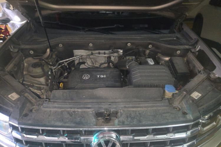 Used Volkswagen Teramont 2017 380TSI Four-Wheel Drive Flagship Edition Engine Bay
