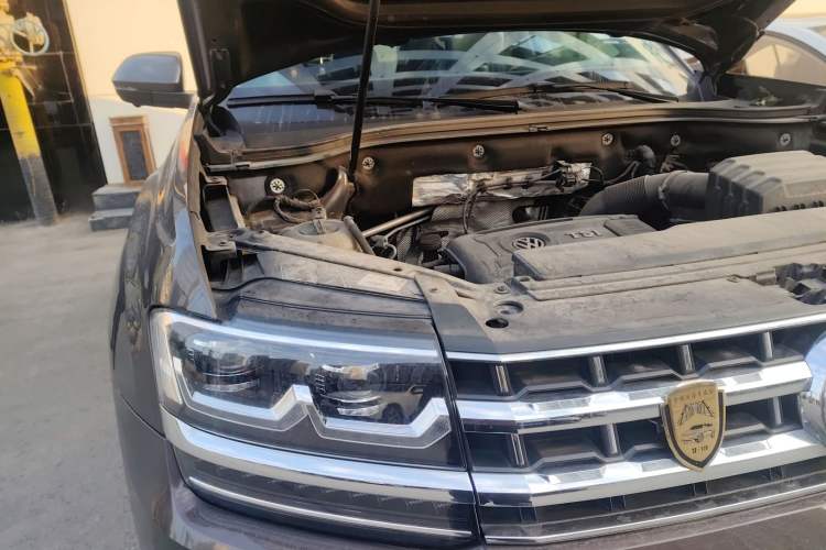 Used Volkswagen Teramont 2017 380TSI Four-Wheel Drive Flagship Edition Engine Bay Right