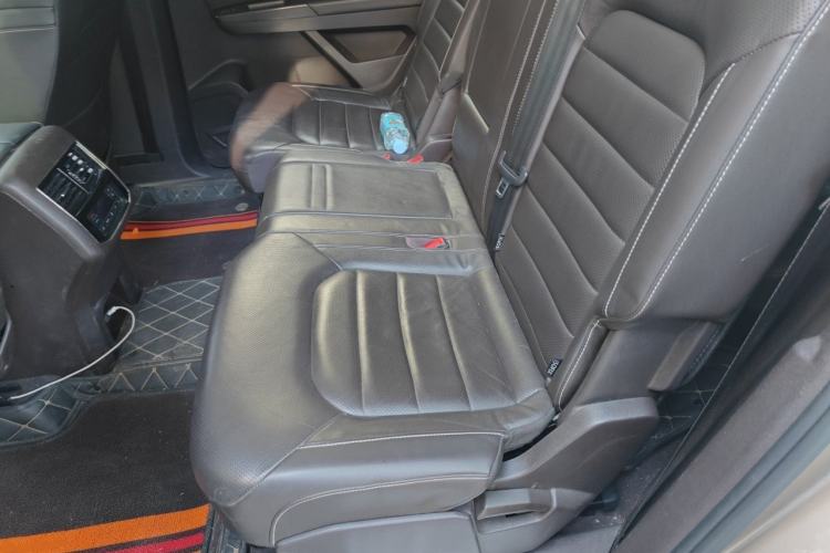 Used Volkswagen Teramont 2017 380TSI Four-Wheel Drive Luxury Edition Left Rear Seat