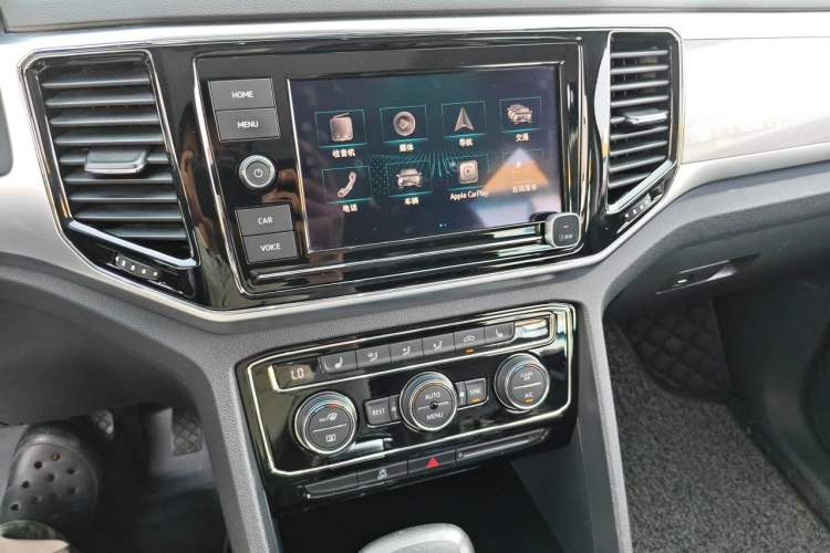 Used Volkswagen Teramont 2019 380TSI Four-Wheel Drive Luxury Version China VI Standard Audio And AC Panel