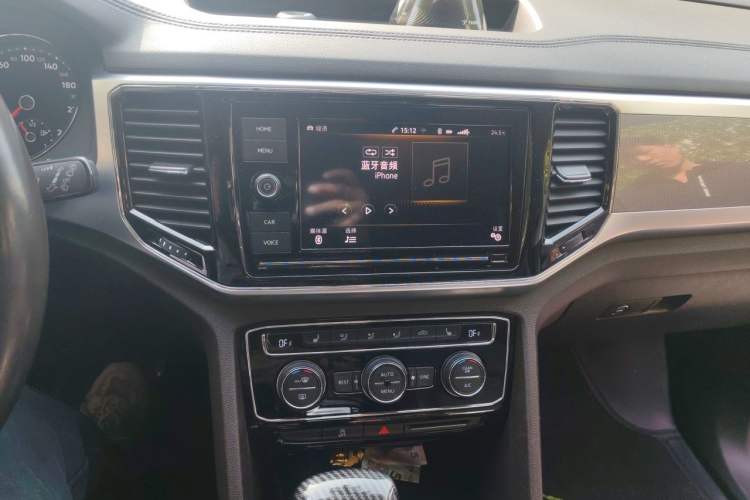 Used Volkswagen Teramont 2019 380TSI Four-Wheel Drive Luxury Version China V Standard Audio And AC Panel