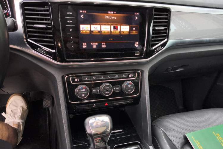 Used Volkswagen Teramont 2019 380TSI Four-Wheel Drive Luxury Version China VI Standard Audio And AC Panel