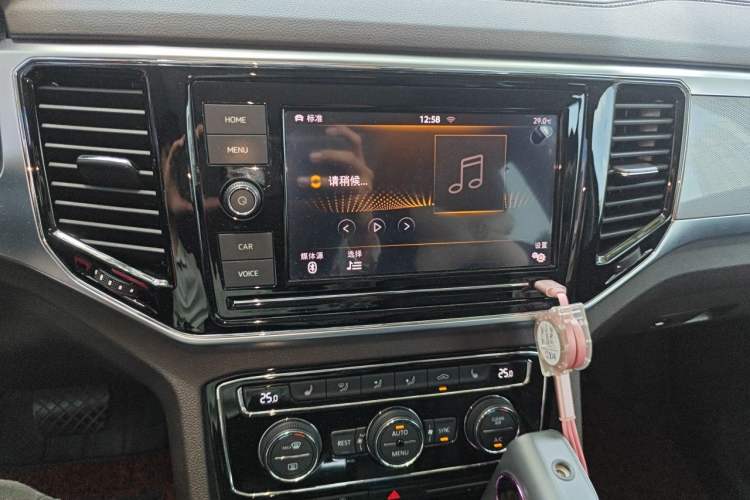 Used Volkswagen Teramont 2019 380TSI Four-Wheel Drive Luxury Version China V Standard Audio And AC Panel