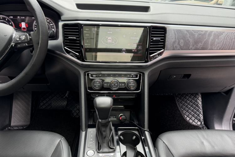 Used Volkswagen Teramont 2019 380TSI Four-Wheel Drive Flagship Model China VI Audio And AC Panel