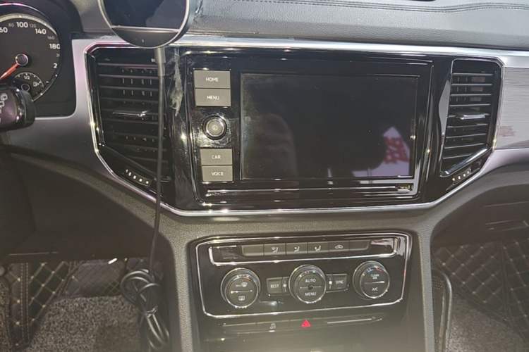 Used Volkswagen Teramont 2019 380TSI Four-Wheel Drive Comfort Edition China VI Standard Audio And AC Panel