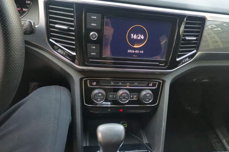 Used Volkswagen Teramont 2019 380TSI Four-Wheel Drive Comfort Edition China V Standard Audio And AC Panel