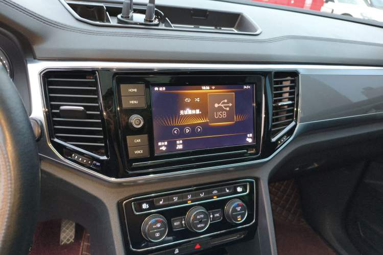 Used Volkswagen Teramont 2019 380TSI Four-Wheel Drive Luxury Version China V Standard Audio And AC Panel