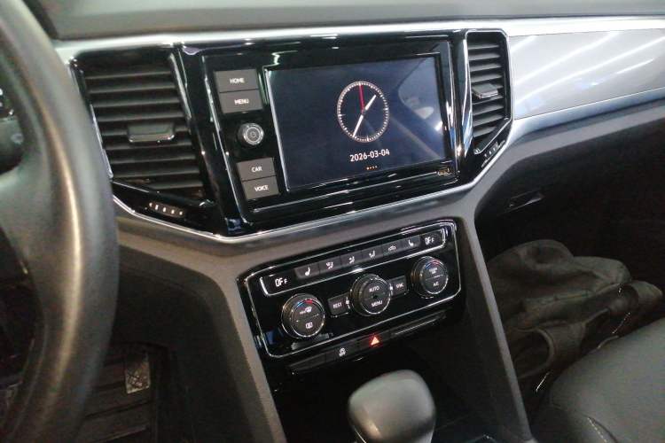 Used Volkswagen Teramont 2019 380TSI Four-Wheel Drive Luxury Version China V Standard Audio And AC Panel
