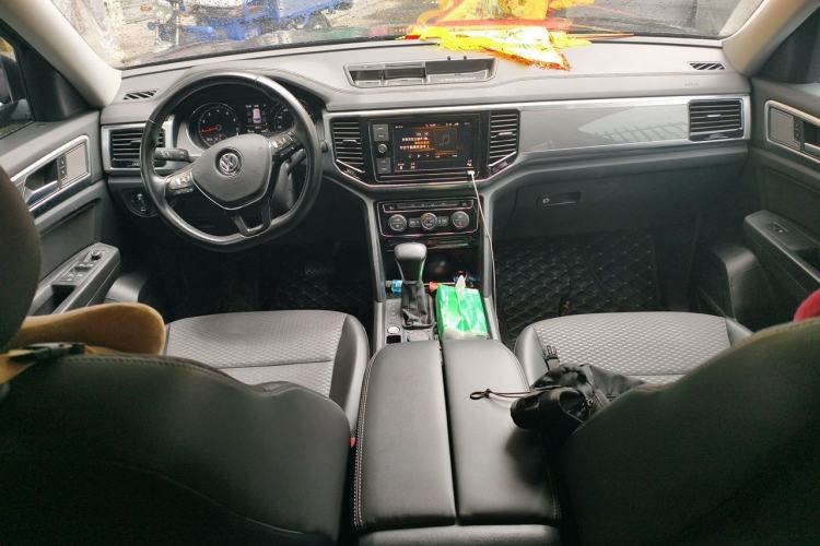 Used Volkswagen Teramont 2019 380TSI Four-Wheel Drive Comfort Edition China VI Standard Center Console
