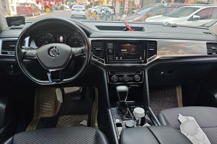 Used Volkswagen Teramont 2019 380TSI Four-Wheel Drive Comfort Edition China V Standard Center Console