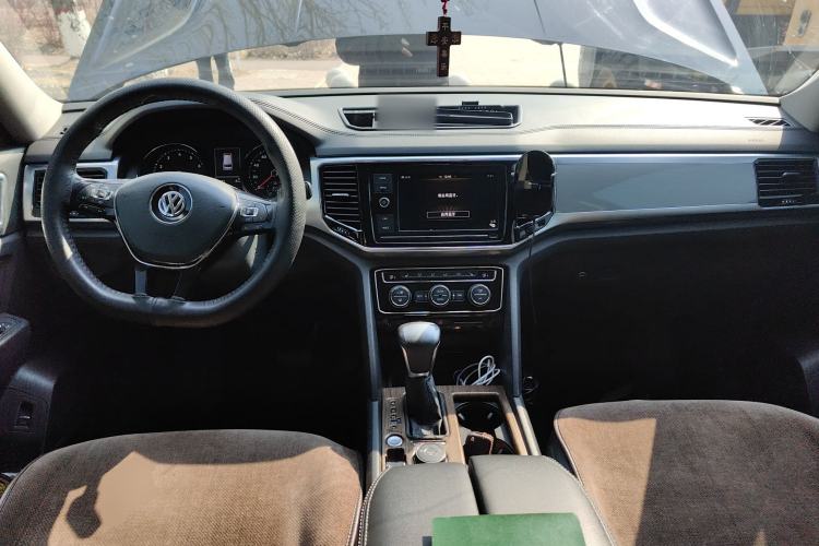 Used Volkswagen Teramont 2019 380TSI Four-Wheel Drive Luxury Version China V Standard Center Console
