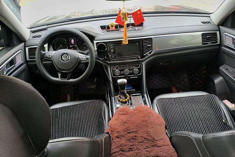 Used Volkswagen Teramont 2019 380TSI Four-Wheel Drive Luxury Version China V Standard Center Console