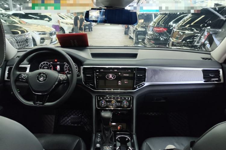 Used Volkswagen Teramont 2019 380TSI Four-Wheel Drive Flagship Model China VI Center Console