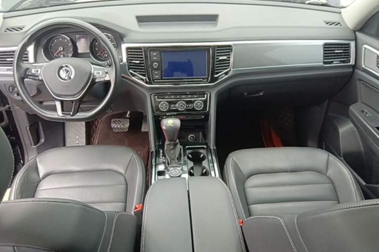 Used Volkswagen Teramont 2019 380TSI Four-Wheel Drive Luxury Version China V Standard Center Console